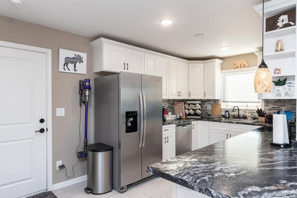 Birch Hill Retreat Great Location2+Garage+Aurora Villa Fairbanks Luaran gambar