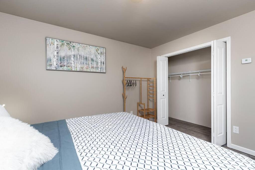 Birch Hill Retreat Great Location2+Garage+Aurora Villa Fairbanks Luaran gambar