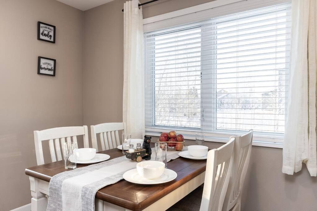 Birch Hill Retreat Great Location2+Garage+Aurora Villa Fairbanks Luaran gambar
